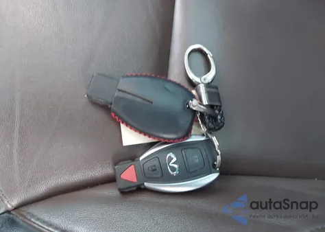 2017 Infiniti Qx30 Luxury/Premium/Sport из США, поврежденный, VIN SJKCH5CR6HA035397